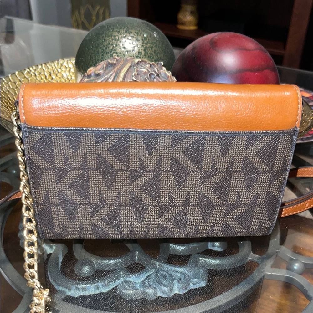 Michael Kors Brown Monogram Crossbody Bag - Picture 2 of 6